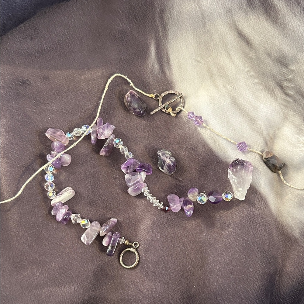 Authentic amethyst stones broken necklace - Picture 3 of 4